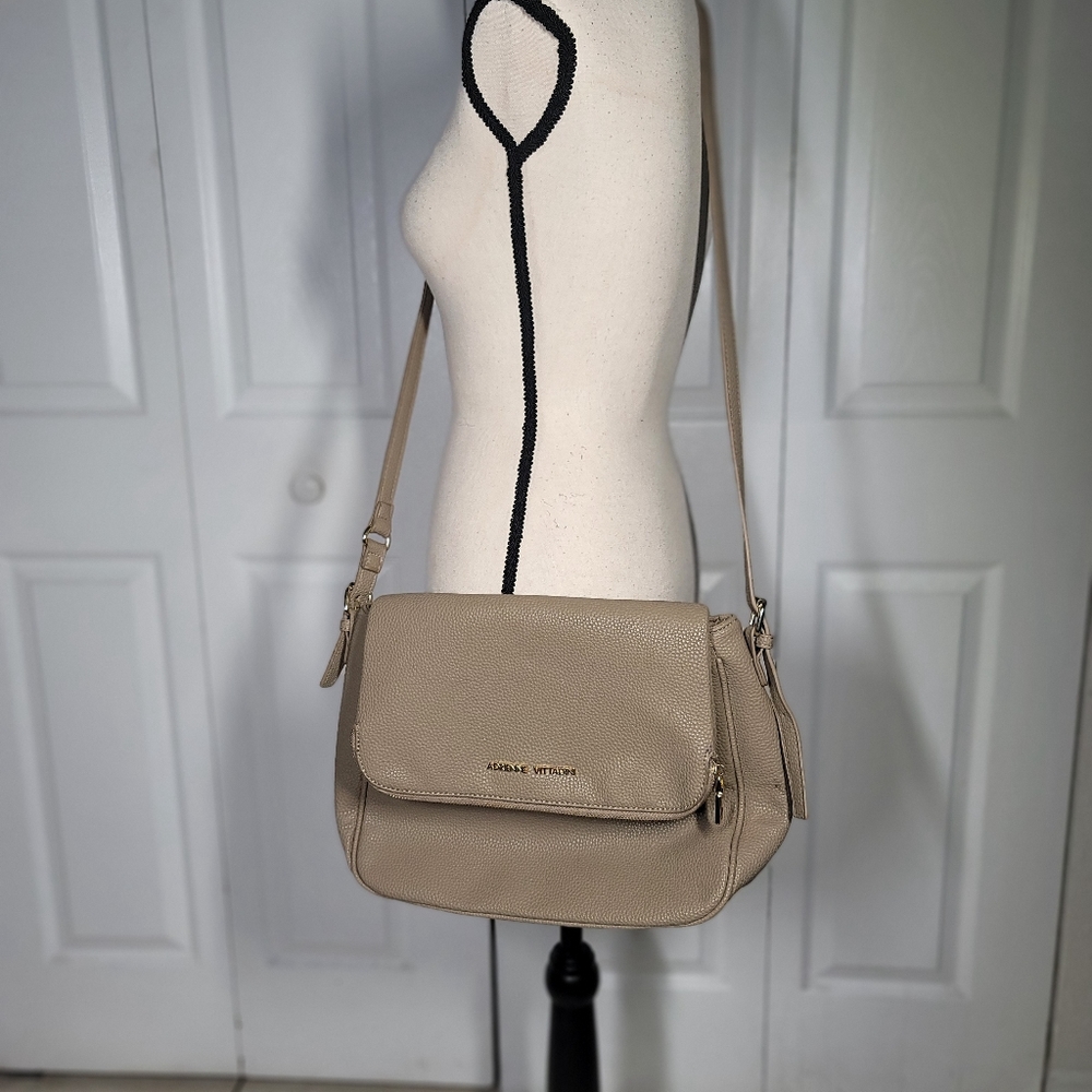 ADRIENNE VITTADINI LARGE CROSSBODY SHOULDER BAG  GREY LEATHER  RARE!